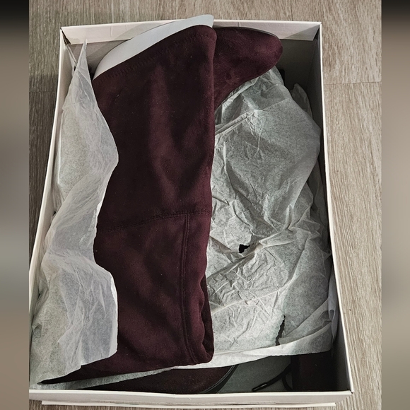 A New Day Penelope Over the Knee Boots Burgundy - Picture 6 of 11